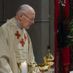 Schlussgebet kurz vor dem Ende des Festgottesdienstes (© Herr Mag. Bernhard Wagner).